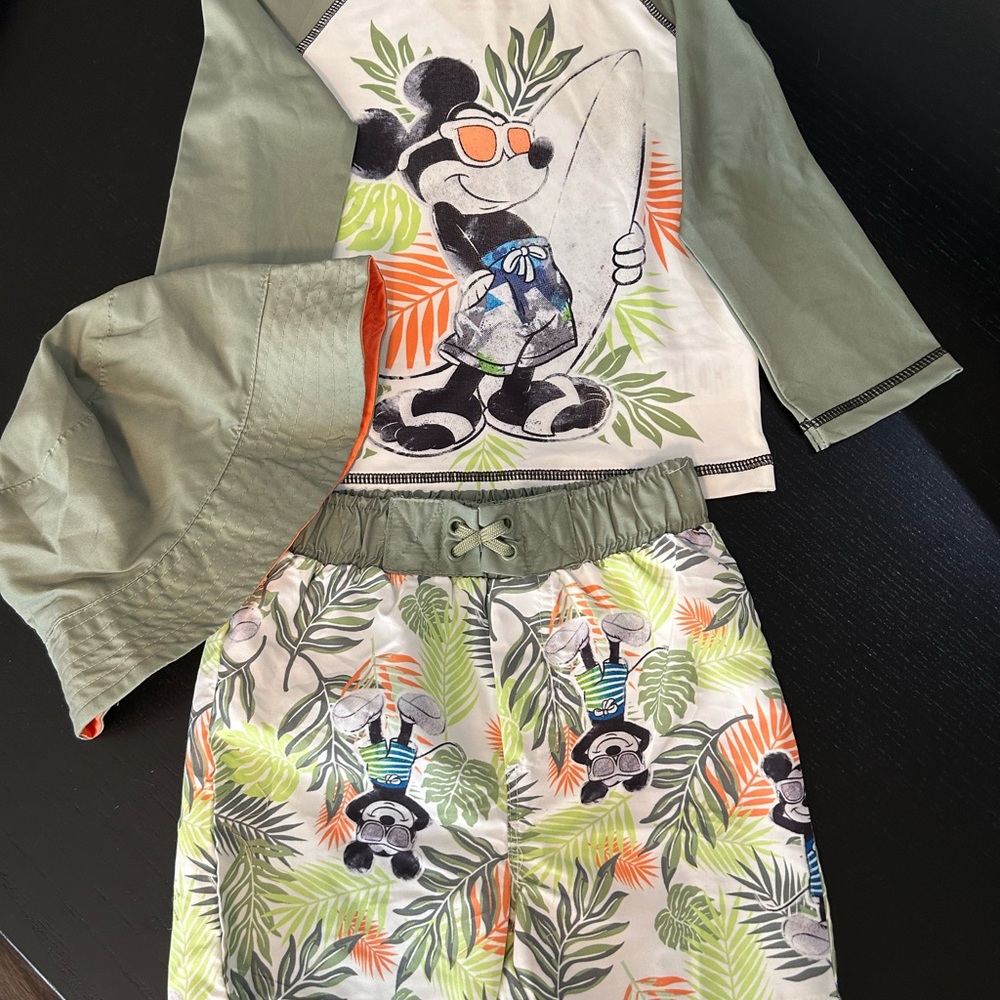 Disney Junior Mickey Mouse Green and White Shirt